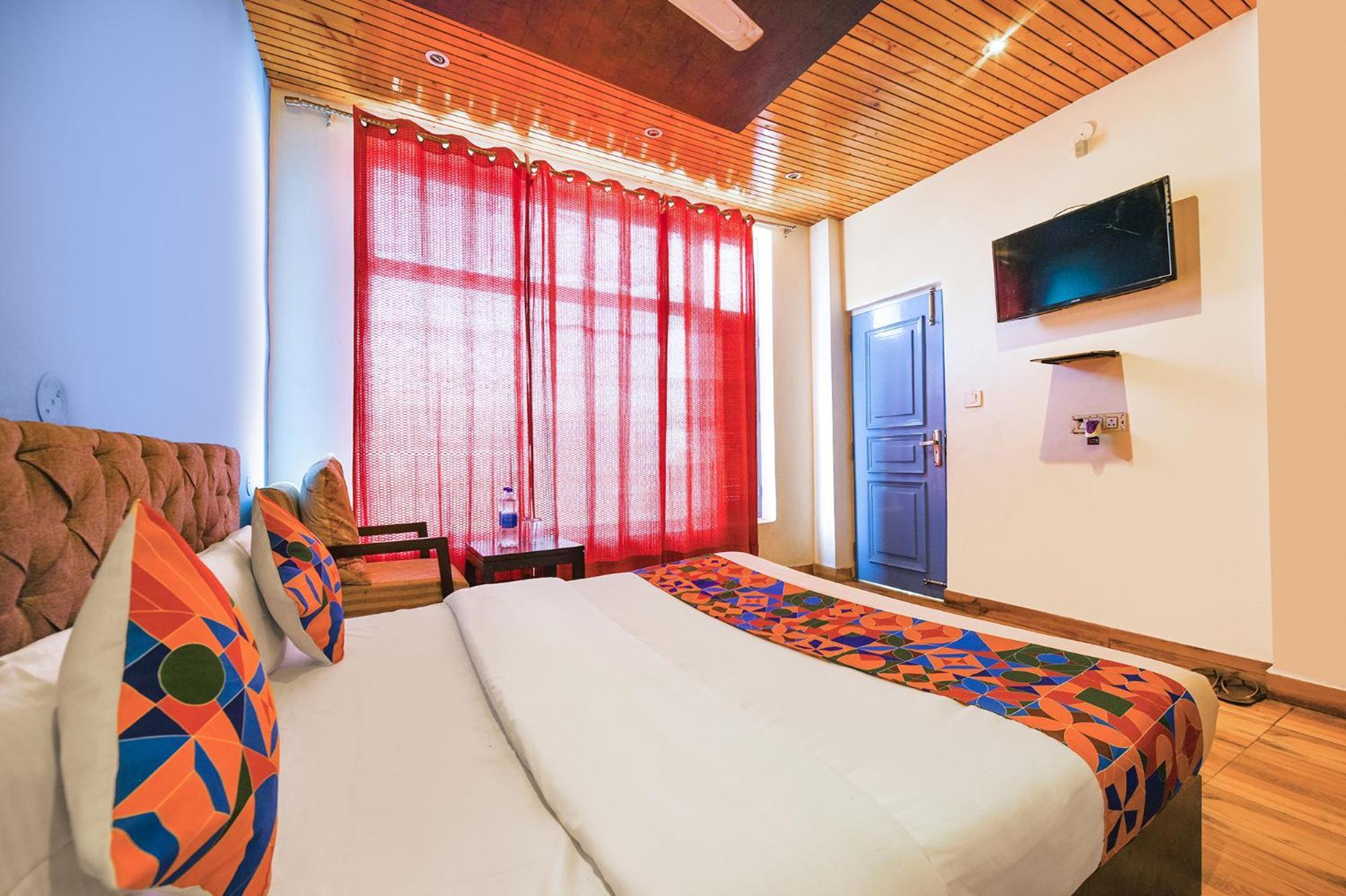 Fabhotel Kgf Dharampur  Eksteriør billede